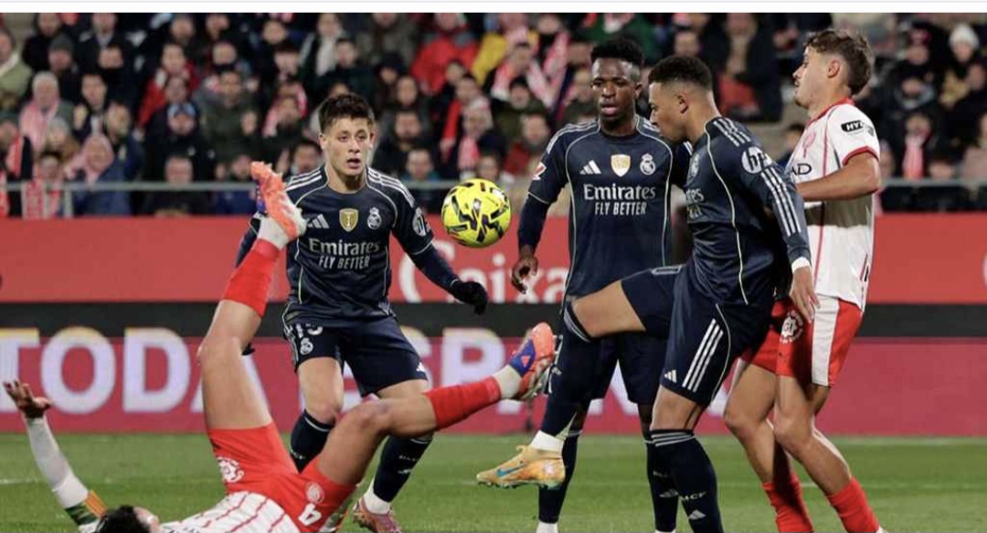 শীর্ষস্থান দখলের সুয...