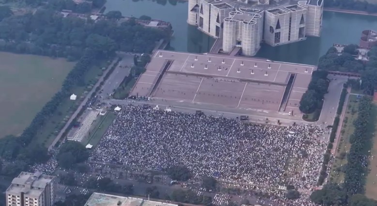 শহীদ হাদির জানাজা: স...