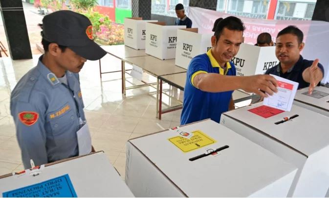 ইন্দোনেশিয়ায় চলছে প্...