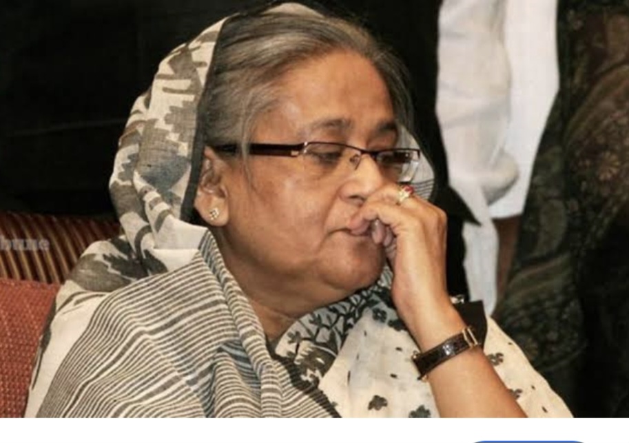 গণহত্যার মামলায় শেখ...