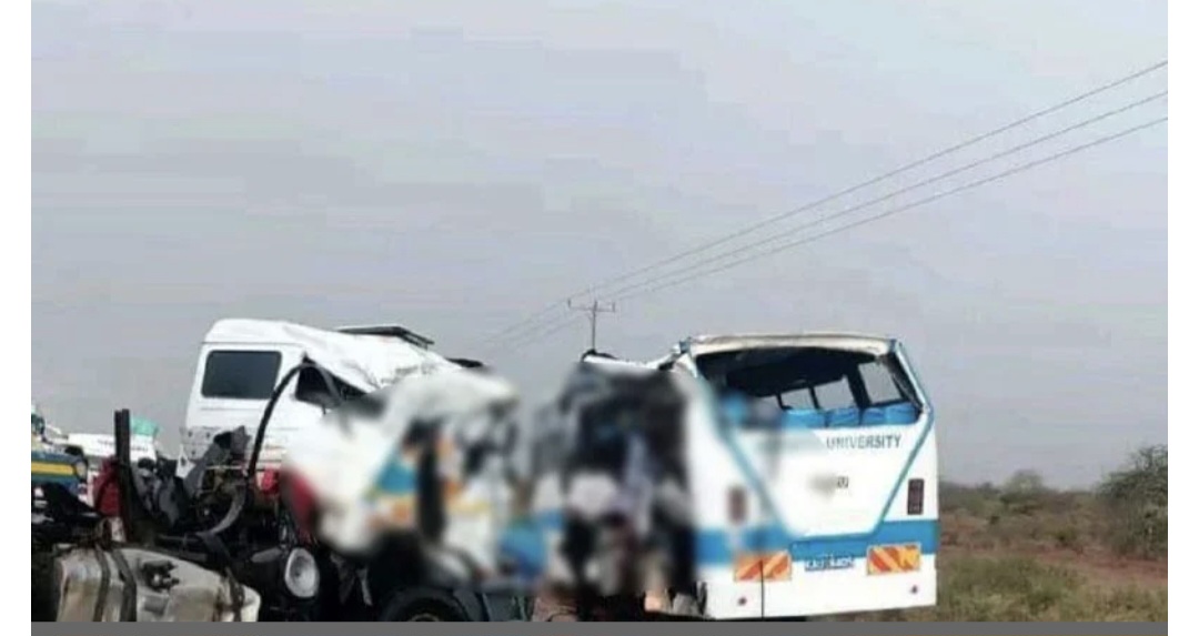 কেনিয়ায় বিশ্ববিদ্যালয়ের শিক্ষার্থীদের বহনকারী একটি বাসের সঙ্গে ট্রাকের সংঘর্ষে ১১ শিক্ষার্থী নিহত