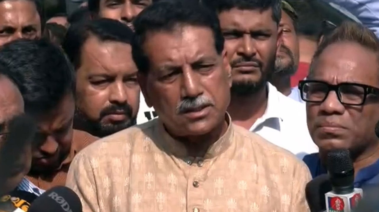 খালেদা জিয়ার শারীরিক...