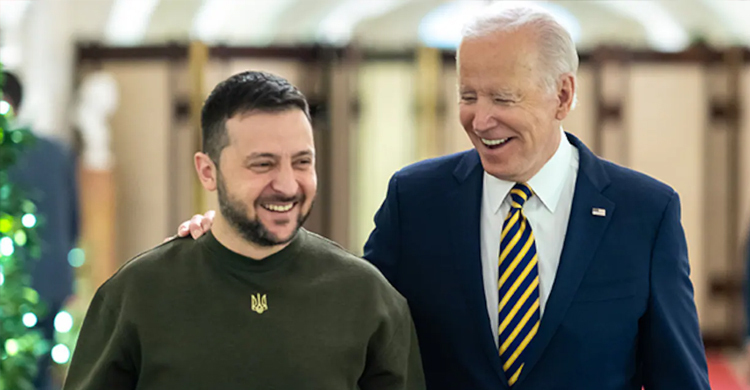 ইউক্রেন যুদ্ধে ১০ হা...