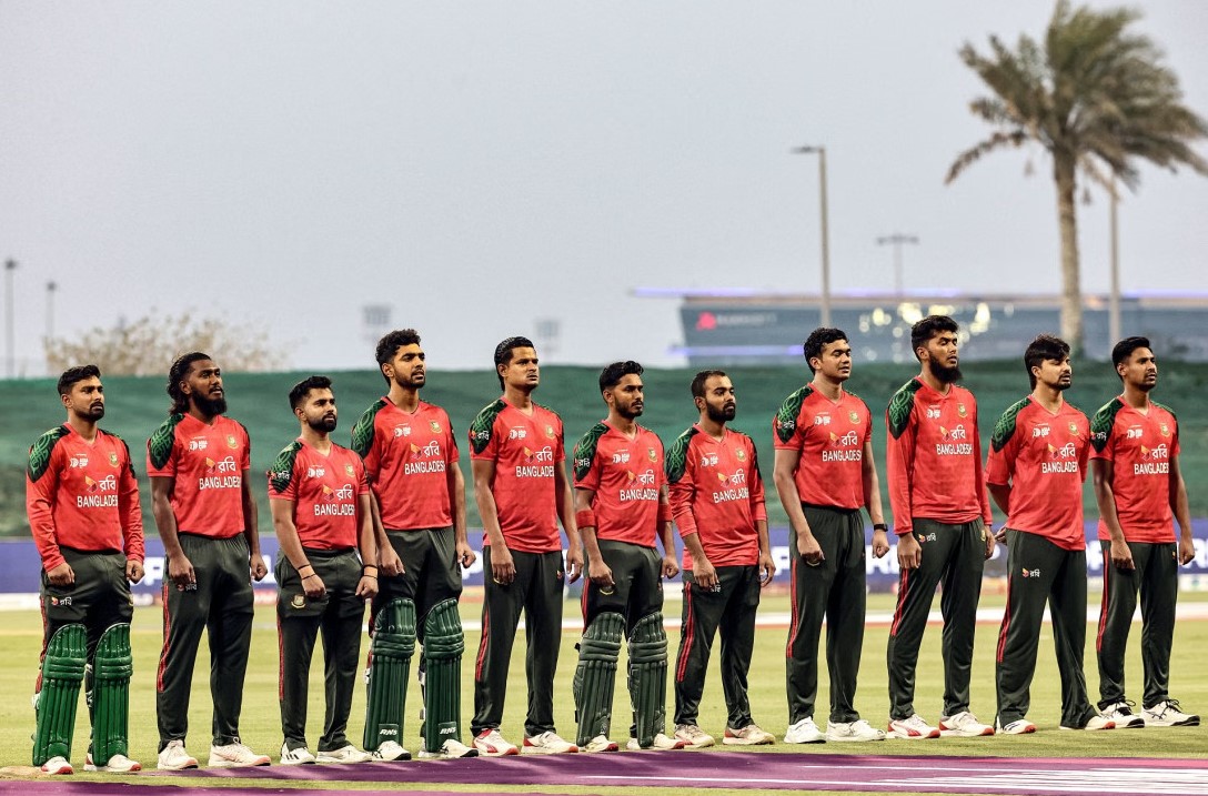 আফগানিস্তানকে হারিয়ে...